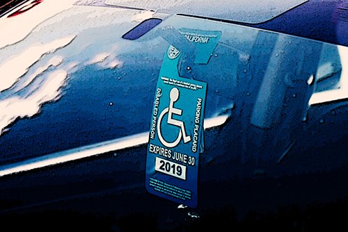 placa de discapacitado - hay límites en el derecho de una persona a usar una en otro auto