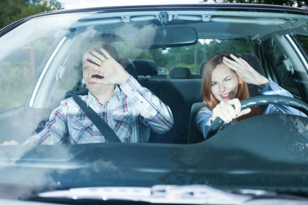 A driver and passenger blinded by high beams on in violation of CRS 42-4-217.