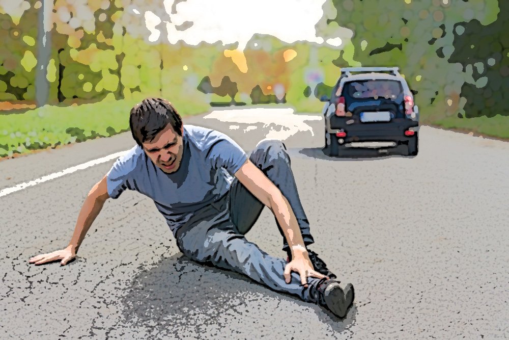 una persona herida abandonada en la carretera después de un accidente de alcance y fuga